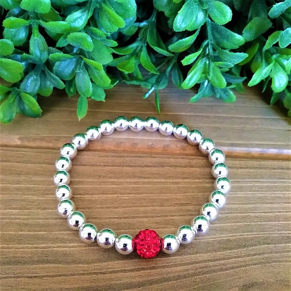 New Silver Hematite and Crystal Bracelet - Picture 4 of 9